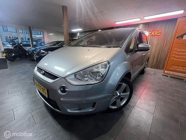 Grijs Gebruikt 2007 Ford S-MAX Titanium MPV | € 1.999 (Eerlijke prijs) - Afbeelding 1/4