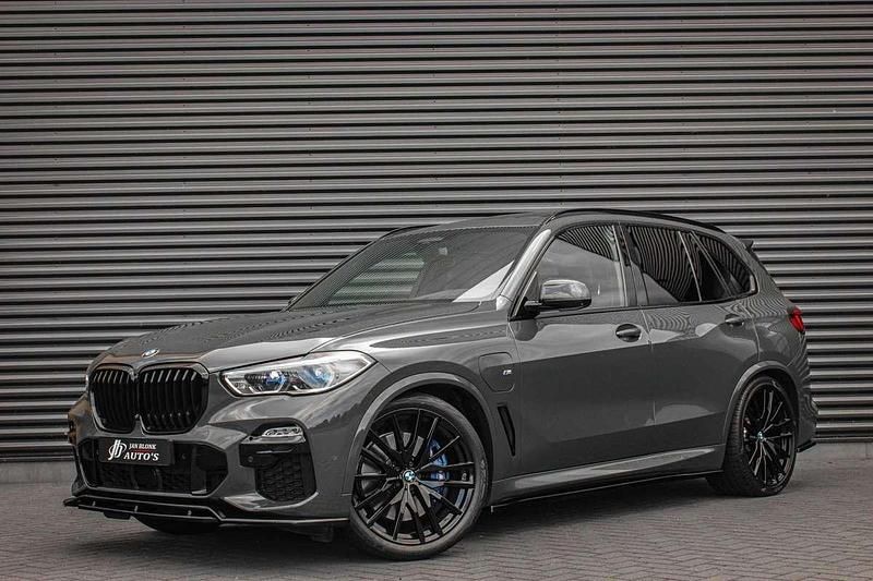 Grijs Gebruikt 2021 BMW X5 Executive SUV | € 61.945 (Eerlijke prijs) - Afbeelding 1/4
