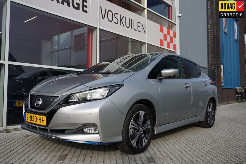 Grijs Gebruikt 2019 Nissan Leaf Tekna Hatchback | € 19.950 (Duur) - Afbeelding 1/4