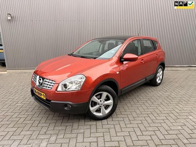Rood Occasion 2008 Nissan Qashqai Tekna SUV | € 6.950 (Eerlijke prijs) - Afbeelding 1/4