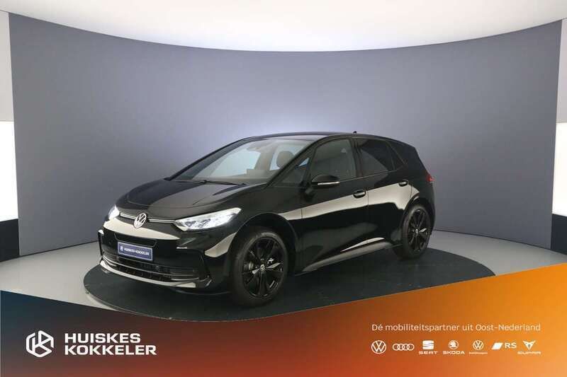 Zwart Nieuw 2025 VW ID.3 Edition Hatchback | € 32.835 - Afbeelding 1/4