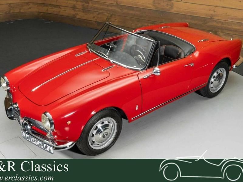 Roodrood Gebruikt 1961 Alfa Romeo Giulietta Hatchback | € 89.950 - Afbeelding 1/4