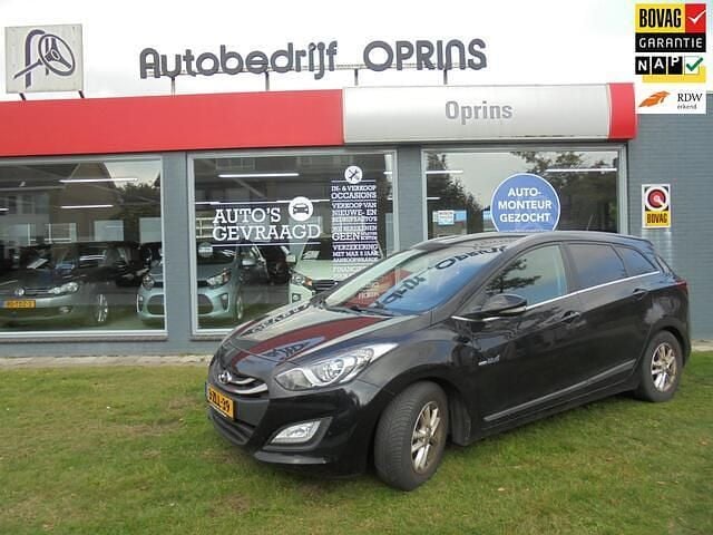Zwart Gebruikt 2015 Hyundai i30 GO! Stationwagen | € 11.949 (Eerlijke prijs) - Afbeelding 1/4