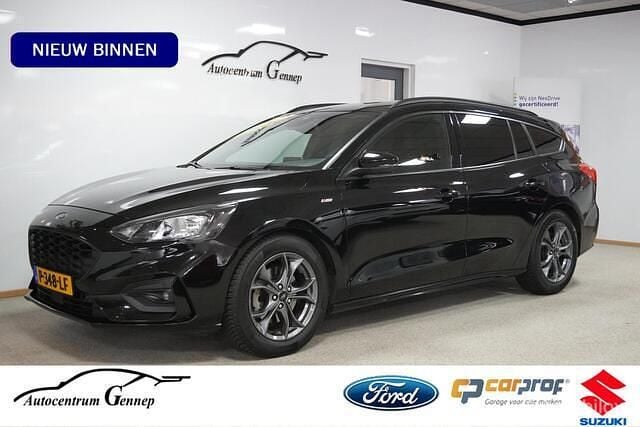 Zwart Gebruikt 2019 Ford Focus ST-Line Stationwagen | € 18.400 (Super prijs) - Afbeelding 1/3