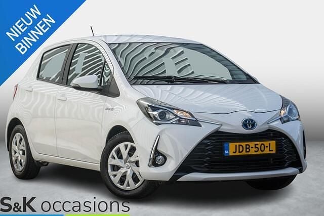Wit Gebruikt 2019 Toyota Yaris Hatchback | € 14.250 (Goede deal) - Afbeelding 1/4