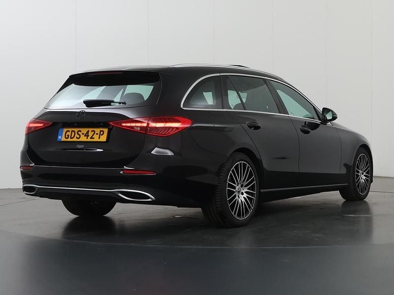 Occasion Mercedes C180 Luxury 170 PK (125 kW) 2024 Zwart (metallic) Stationwagen