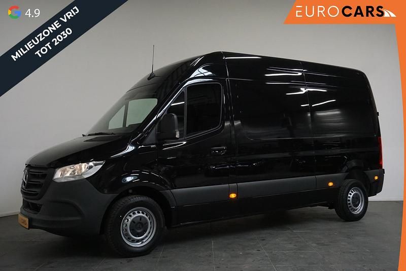 Zwart Gebruikt 2023 Mercedes Sprinter Van | € 33.490 (Super prijs) - Afbeelding 1/4