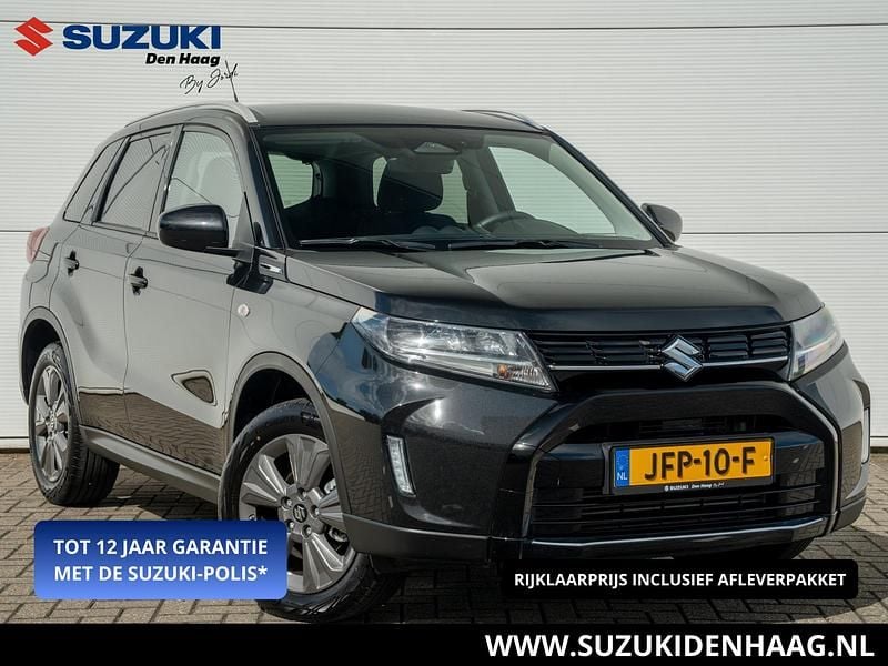 Zwart Gebruikt 2024 Suzuki Vitara SUV | € 25.450 (Eerlijke prijs) - Afbeelding 1/3