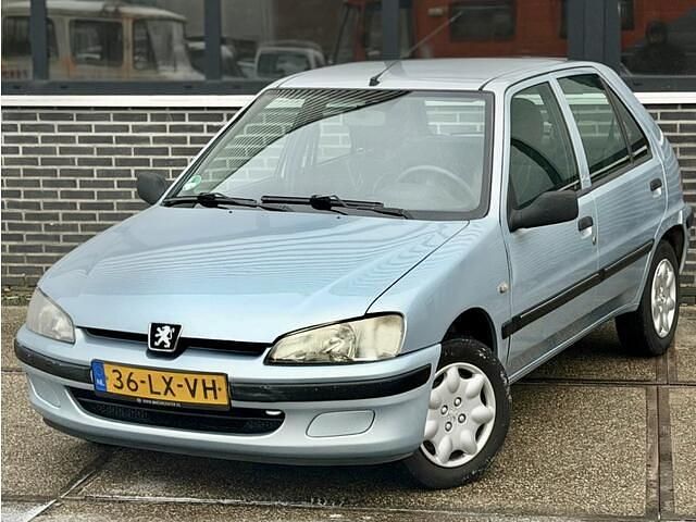 Occasion Peugeot 106 60 PK (44 kW) 2003 Grijs Hatchback