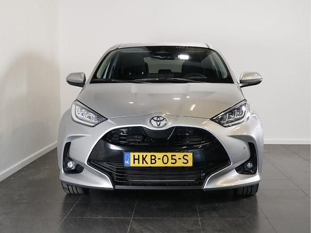 Occasion Toyota Yaris Hybrid 80 PK (58 kW) 2025 Grijs Hatchback