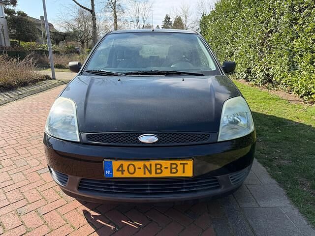 Occasion Ford Fiesta 69 PK (50 kW) 2003 Zwart Hatchback