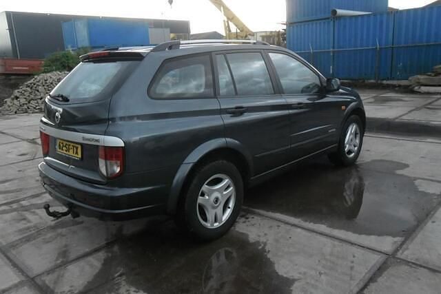Occasion Ssangyong (KGM) Kyron 141 PK (103 kW) 2005 Grijs SUV