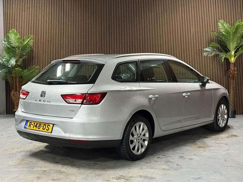 Occasion Seat Leon ST Style 110 PK (80 kW) 2017 Grijs Stationwagen