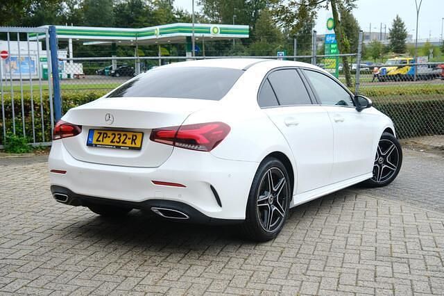 Occasion Mercedes A180 Premium 116 PK (85 kW) 2019 Wit Sedan