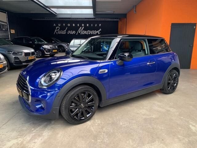 Blauw Gebruikt 2020 Mini Cooper Chili Hatchback | € 19.990 (Iets duurder) - Afbeelding 1/4
