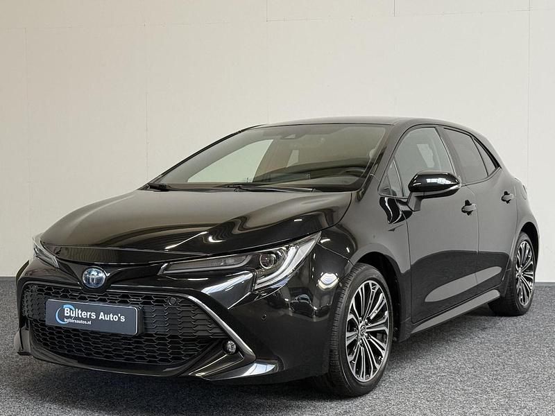 Occasion Toyota Corolla 2022 Zwart Hatchback