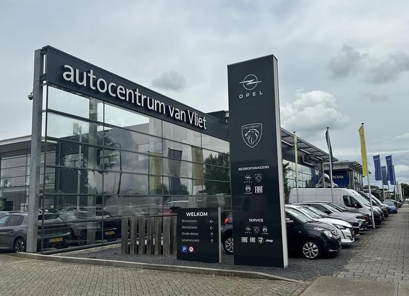 Grijs Nieuw 2025 Opel Combo-e Life Van | € 19.995 (Super prijs) - Afbeelding 1/1