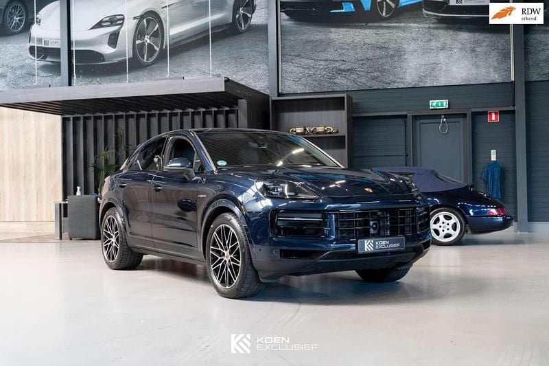 Blauw Gebruikt 2024 Porsche Cayenne SUV | € 109.950 (Duur) - Afbeelding 1/4