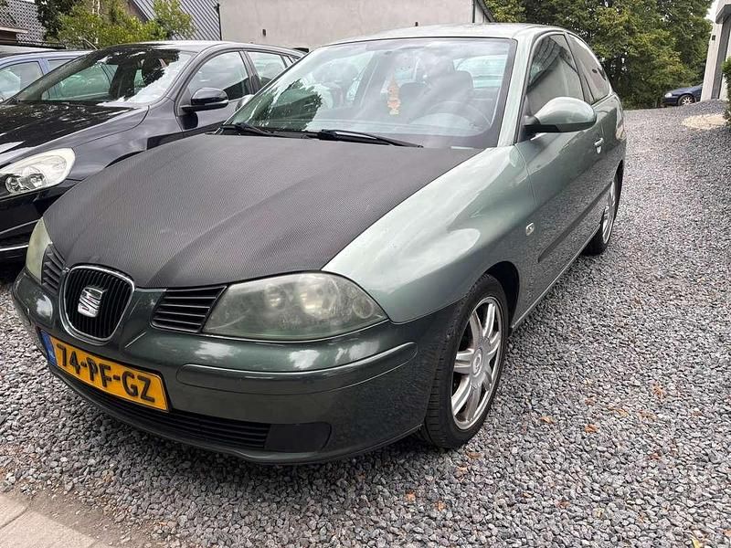 Groen Gebruikt 2004 Seat Ibiza Hatchback | € 699 (Eerlijke prijs) - Afbeelding 1/4