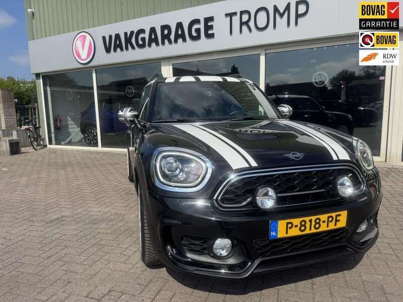 Zwart, metallic lak Gebruikt 2018 Mini Cooper S Countryman Chili SUV | € 21.990 (Eerlijke prijs) - Afbeelding 1/4