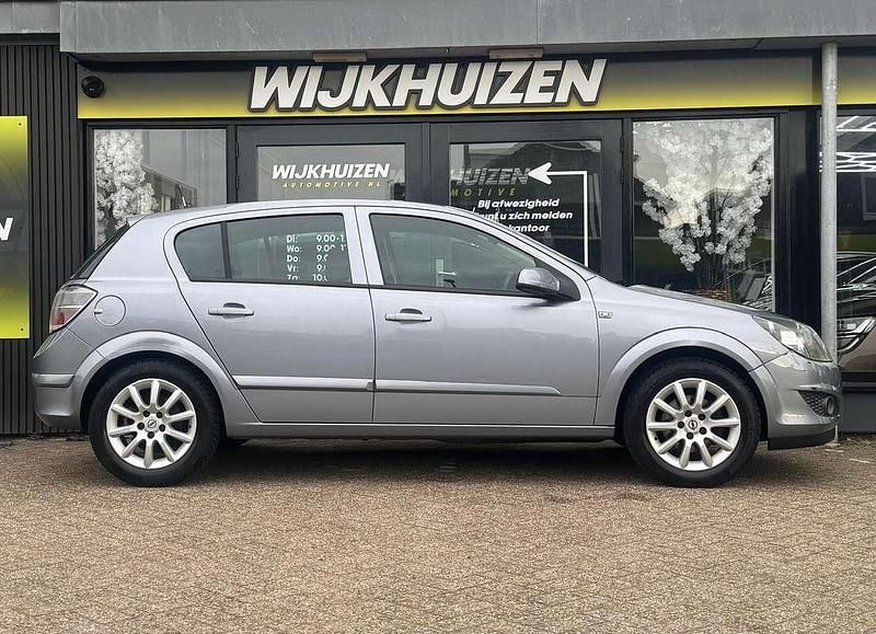 Occasion Opel Astra 116 PK (85 kW) 2007 Grijs Hatchback
