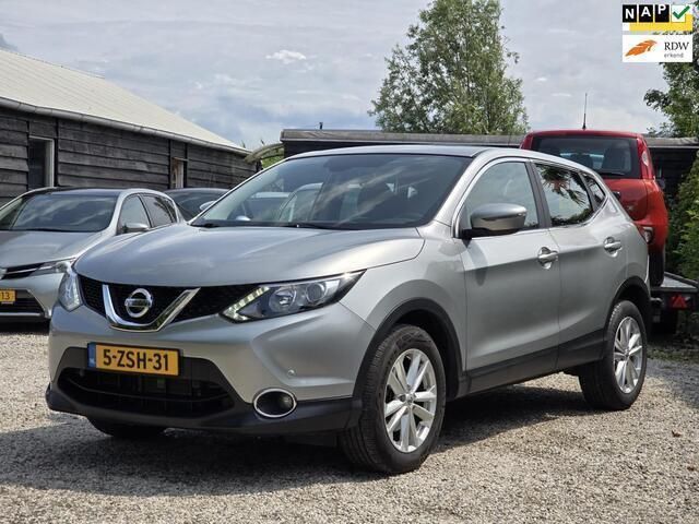 Grijs Gebruikt 2015 Nissan Qashqai Acenta SUV | € 13.949 (Goede deal) - Afbeelding 1/4