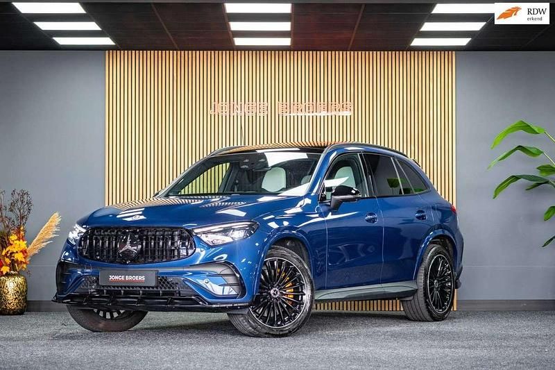 Blauw Gebruikt 2023 Mercedes GLC400d AMG line SUV | € 69.950 - Afbeelding 1/4