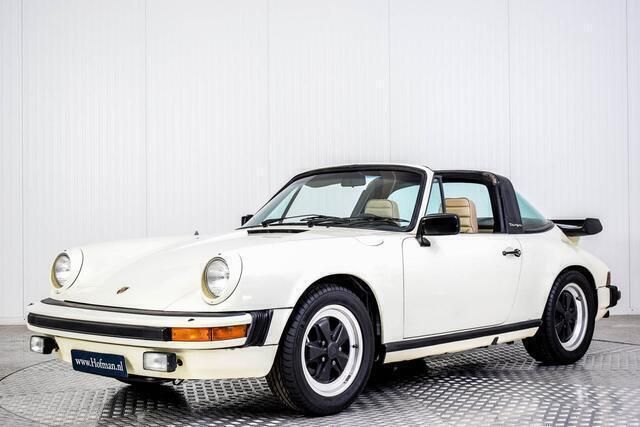 Beige Gebruikt 1982 Porsche 911 | € 57.900 - Afbeelding 1/4