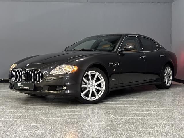Grijs Gebruikt 2009 Maserati Quattroporte GT Sedan | € 37.950 (Duur) - Afbeelding 1/4