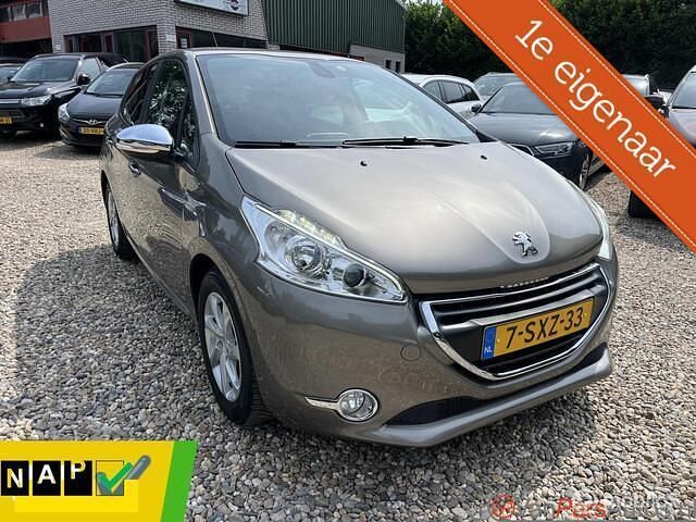 Grijs Gebruikt 2014 Peugeot 208 Hatchback | € 6.750 (Eerlijke prijs) - Afbeelding 1/4