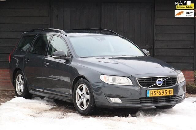 Grijs Occasion 2015 Volvo V70 Dynamic Stationwagen | € 4.850 (Super prijs) - Afbeelding 1/4