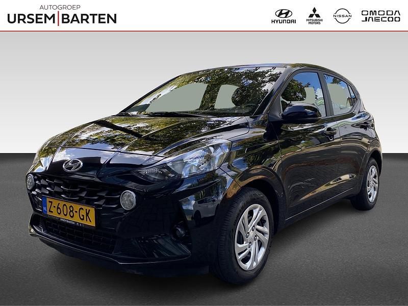 Zwart Gebruikt 2024 Hyundai i10 Comfort Hatchback | € 17.230 (Eerlijke prijs) - Afbeelding 1/4