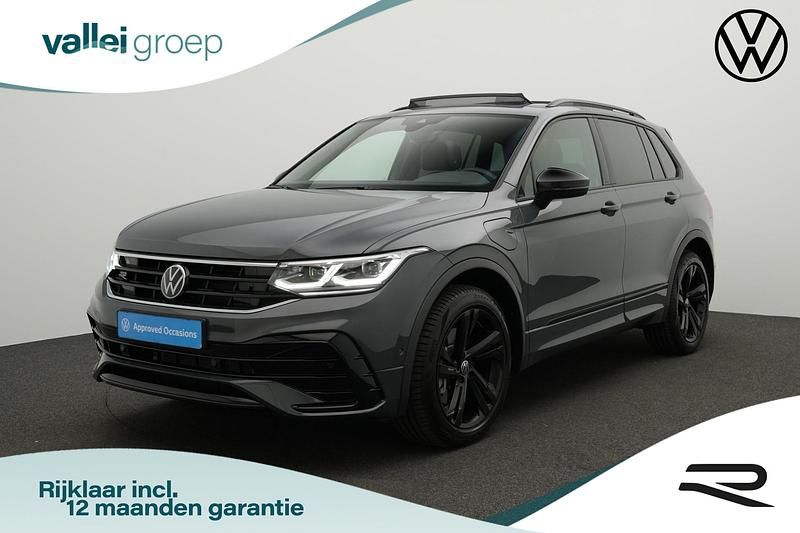 Grijs (metallic) Gebruikt 2024 VW Tiguan Business SUV | € 43.900 (Eerlijke prijs) - Afbeelding 1/4
