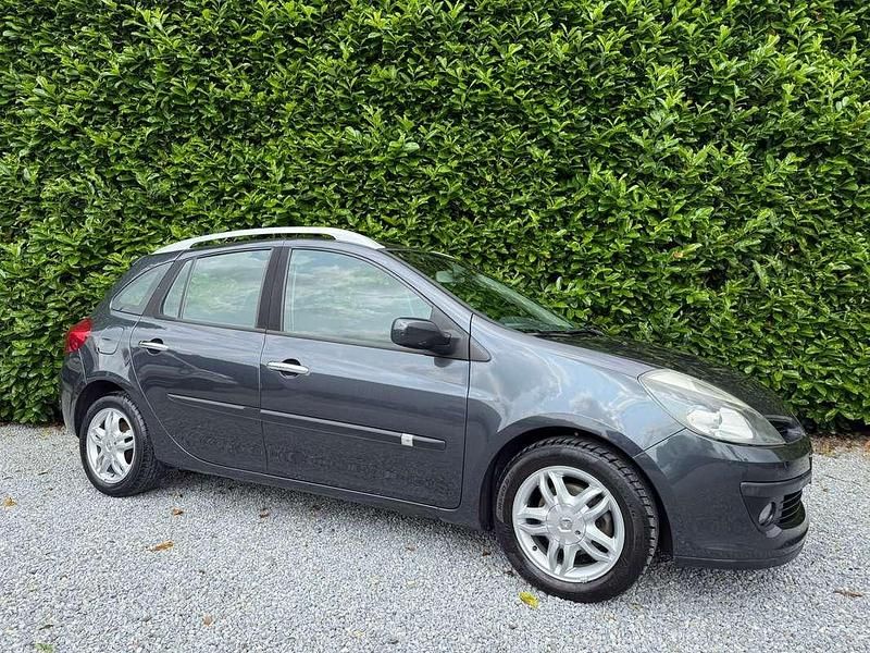 Grijs Gebruikt 2008 Renault Clio GrandTour Stationwagen | € 1.950 (Eerlijke prijs) - Afbeelding 1/1