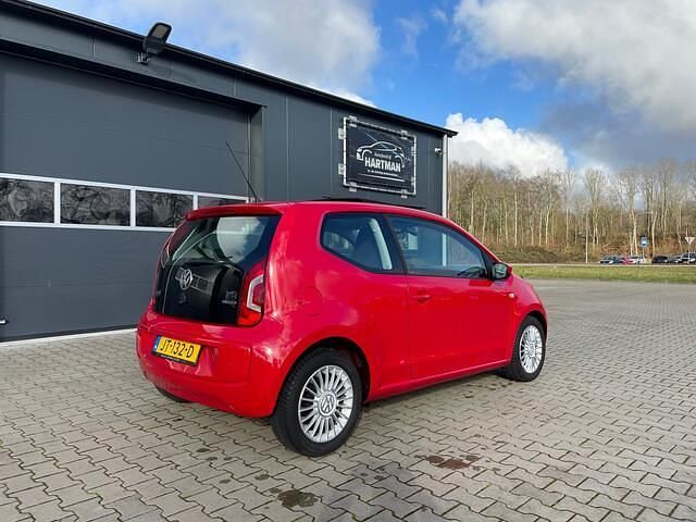 Occasion VW up! high up! 75 PK (55 kW) 2012 Rood Hatchback