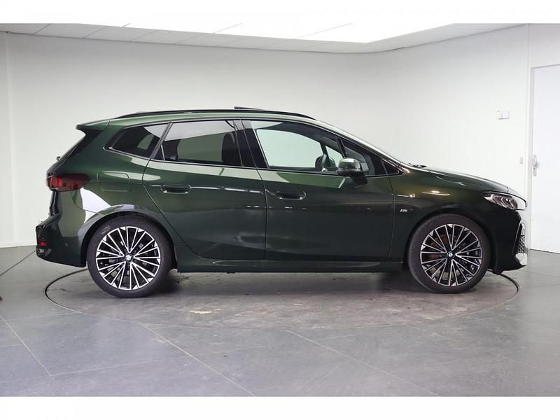 Occasion BMW 220 Active Tourer 156 PK (114 kW) 2025 Groen MPV