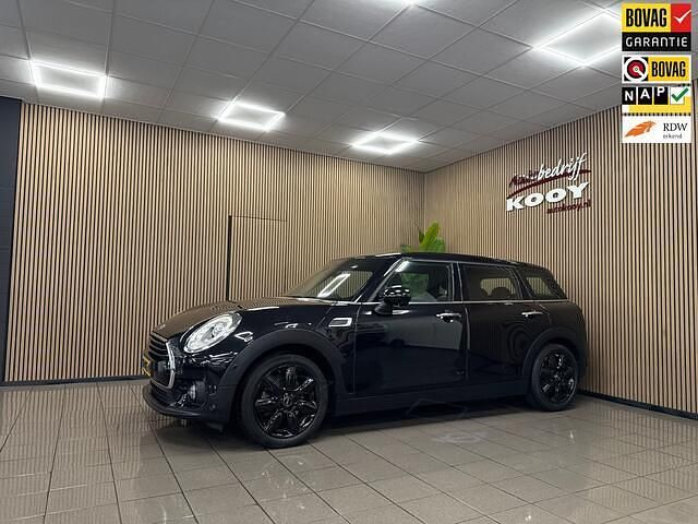 Zwart Gebruikt 2018 Mini Cooper Clubman Business Stationwagen | € 16.975 (Eerlijke prijs) - Afbeelding 1/4