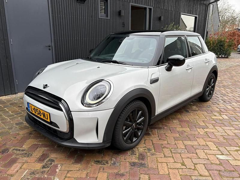 Occasion Mini Cooper Classic 2021 Zilver Hatchback