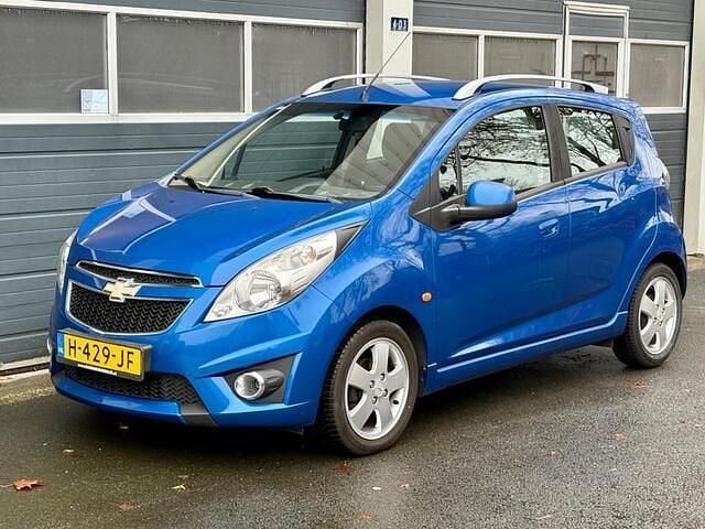 Blauw Gebruikt 2010 Chevrolet Spark LT Hatchback | € 2.750 (Eerlijke prijs) - Afbeelding 1/4