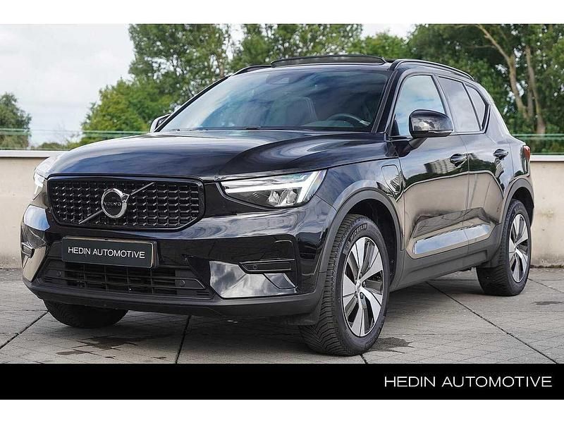 Gebruikt 2024 Volvo XC40 Plus SUV | € 43.995 (Duur) - Afbeelding 1/4