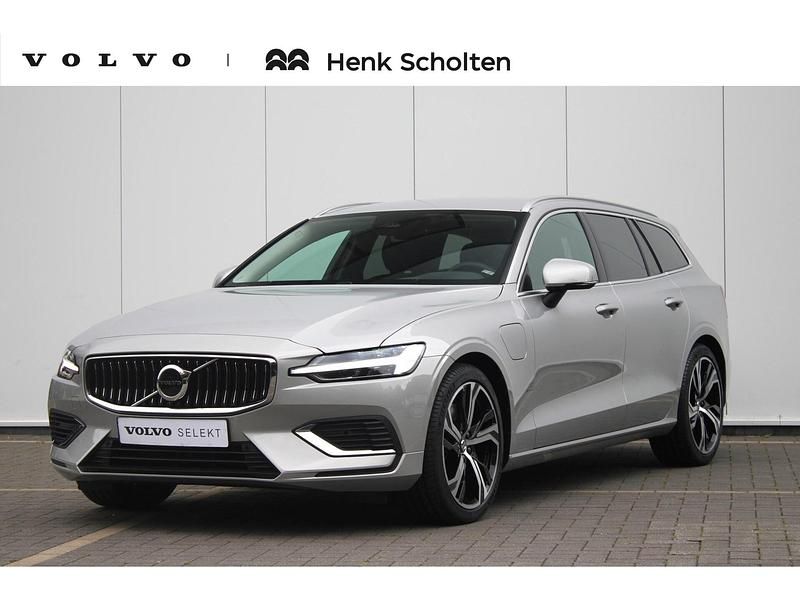 Grijs Gebruikt 2024 Volvo V60 Performance Stationwagen | € 46.950 (Iets duurder) - Afbeelding 1/4