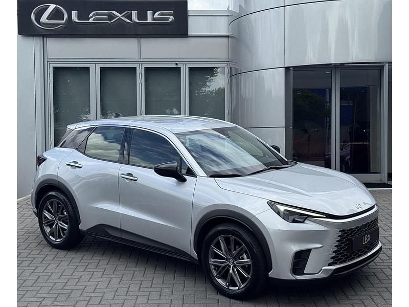 Grijs Gebruikt 2025 Lexus LBX SUV | € 37.400 (Goede deal) - Afbeelding 1/4
