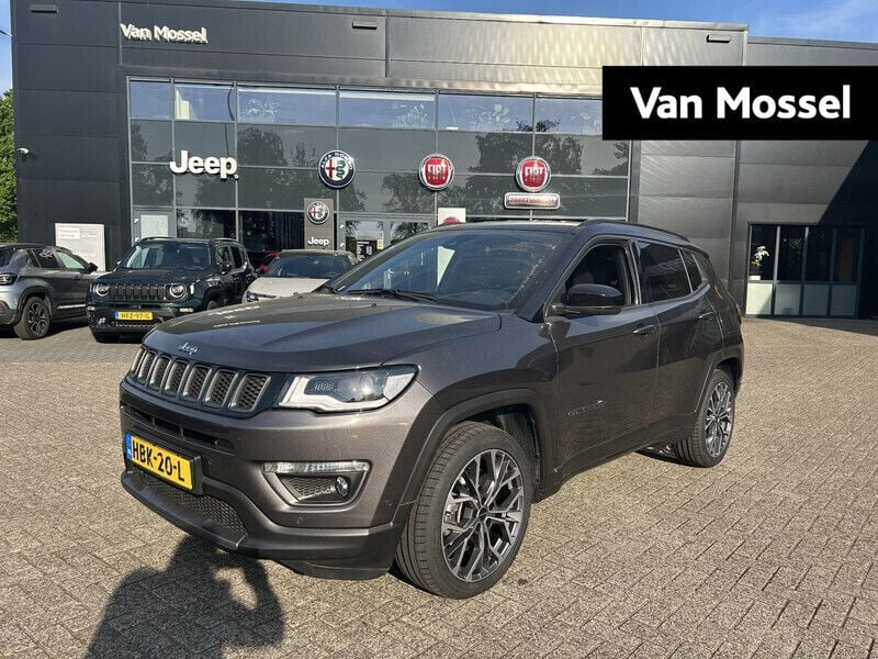 Grijs Gebruikt 2021 Jeep Compass SUV | € 23.940 (Eerlijke prijs) - Afbeelding 1/4