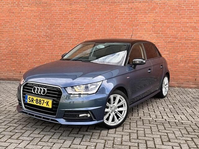 Blauw Gebruikt 2018 Audi A1 Sportback S-Line Hatchback | € 12.685 (Eerlijke prijs) - Afbeelding 1/4