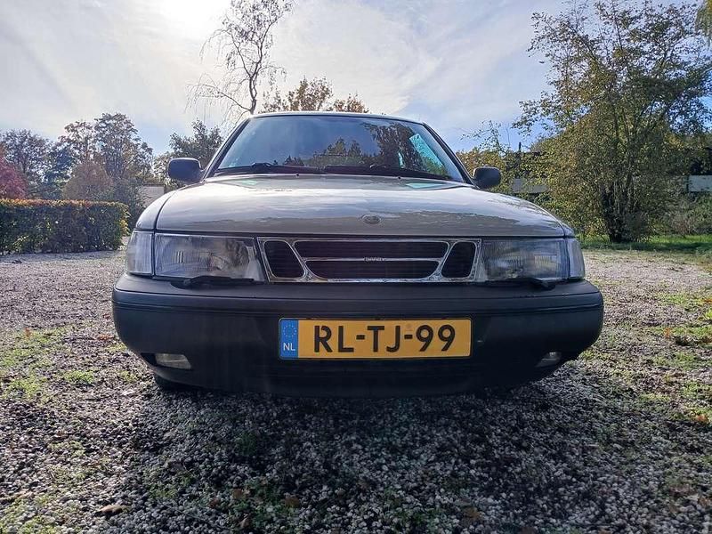 Occasion Saab 900 131 PK (96 kW) 1997 Zilver Hatchback