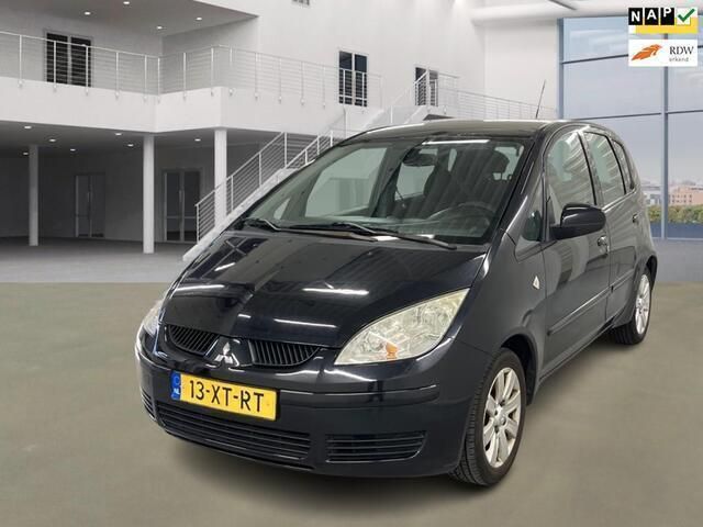 Zwart Gebruikt 2007 Mitsubishi Colt Invite+ Hatchback | € 1.650 (Eerlijke prijs) - Afbeelding 1/4