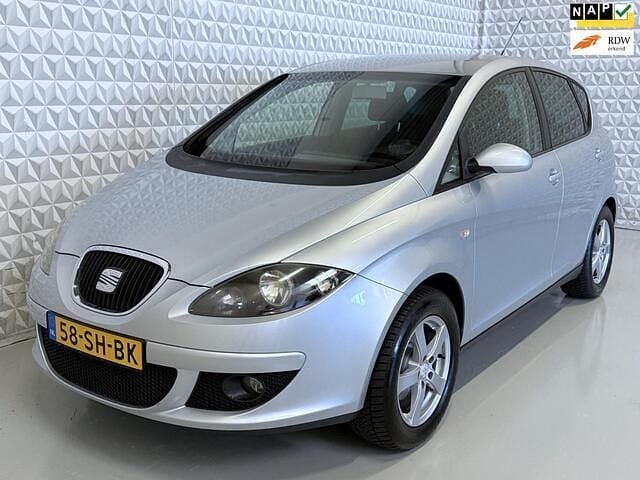 Grijs Gebruikt 2006 Seat Altea Business MPV | € 1.999 (Goede deal) - Afbeelding 1/4