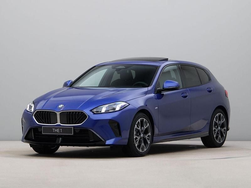 Blauw Gebruikt 2024 BMW 120 M Sport Hatchback | € 51.331 (Duur) - Afbeelding 1/4