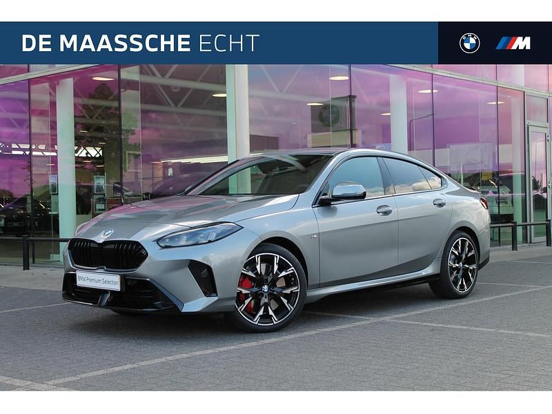 Grijs Occasion 2025 BMW 220 Comfort Edition Coupé | € 40.950 (Super prijs) - Afbeelding 1/4