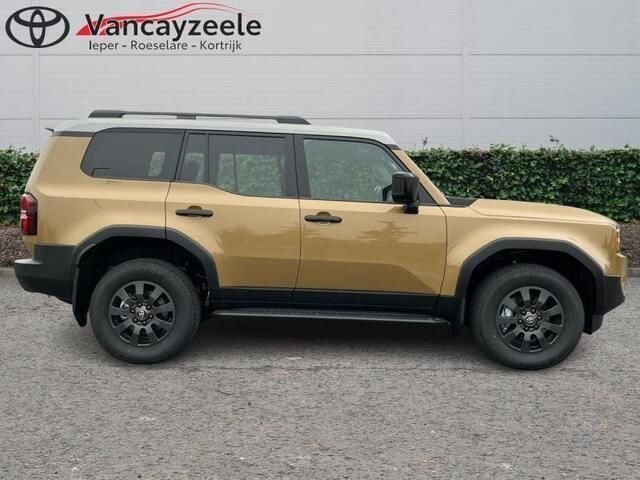 Nieuw Toyota Land Cruiser Edition 2025 Beige SUV